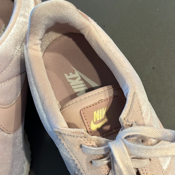 Nike classic Cortez shoes - Picture 5 of 7